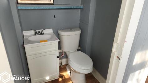 410 Clinton Street Charles City IA 50616