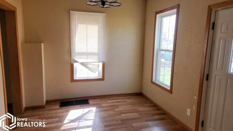 410 Clinton Street Charles City IA 50616