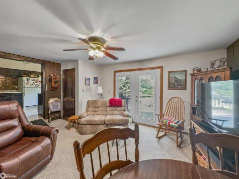 410 10th Street SE Hampton IA 50441