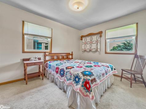 410 10th Street SE Hampton IA 50441