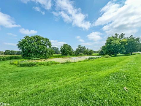 410 10th Street SE Hampton IA 50441