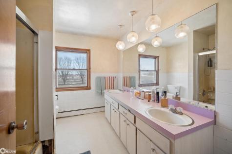 2320 190th Street Garner IA 50438