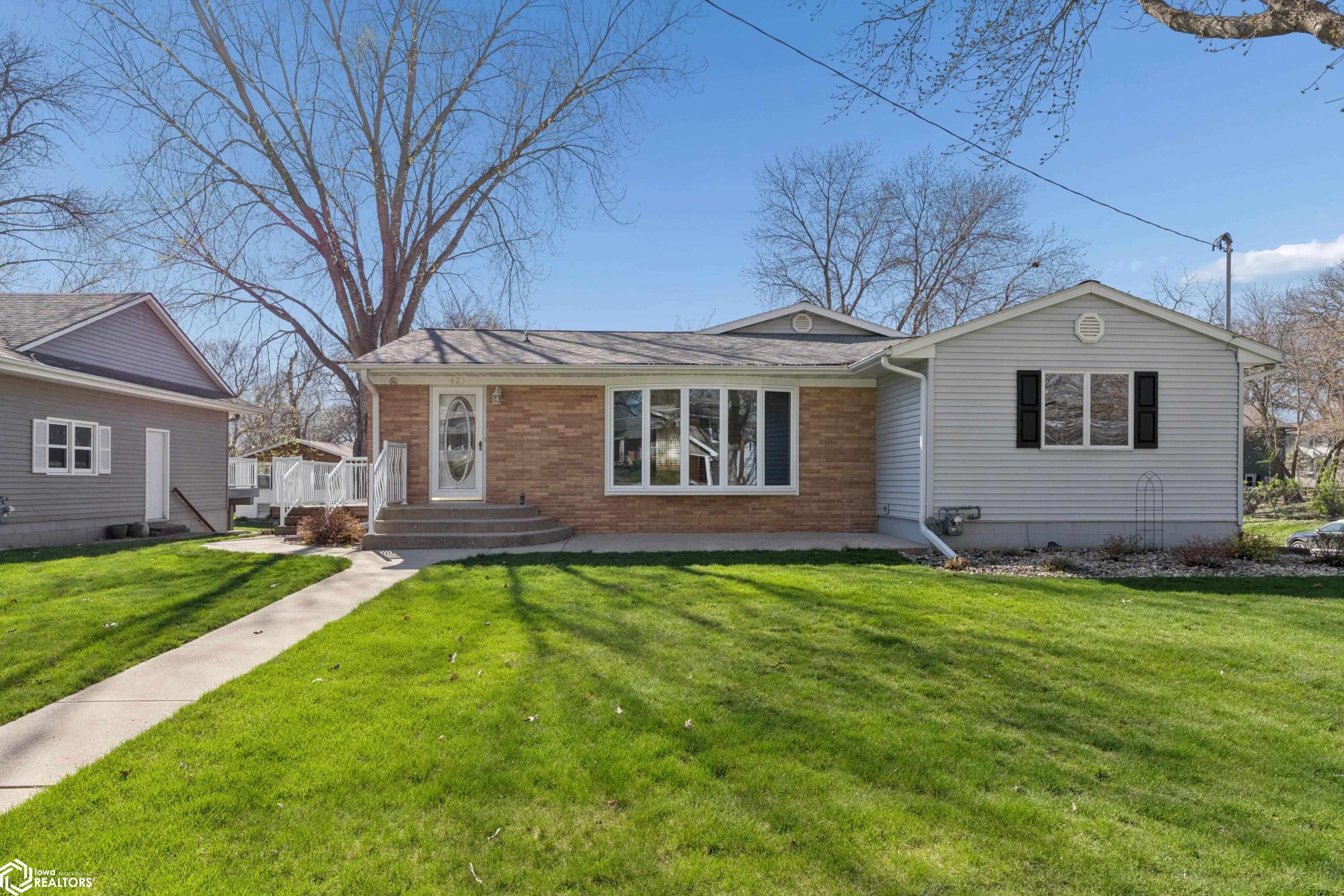 423 19th Street W Clear Lake IA 50428