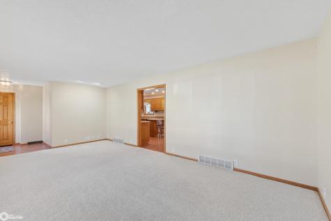 423 19th Street W Clear Lake IA 50428