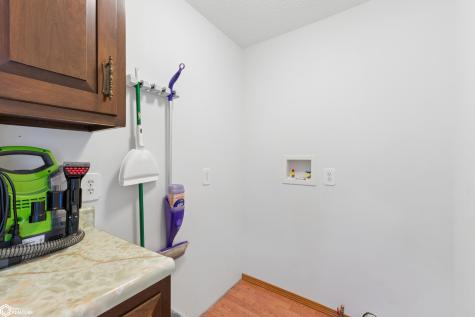 423 19th Street W Clear Lake IA 50428