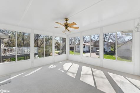 423 19th Street W Clear Lake IA 50428