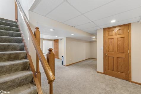 423 19th Street W Clear Lake IA 50428