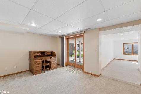 423 19th Street W Clear Lake IA 50428