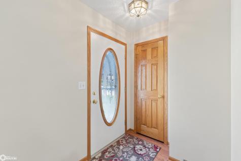 423 19th Street W Clear Lake IA 50428