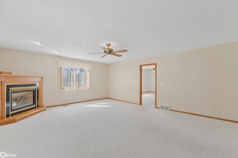 423 19th Street W Clear Lake IA 50428