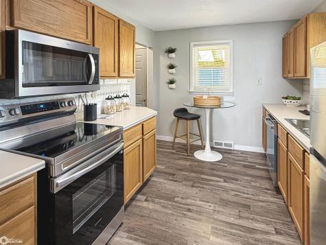 1806 Custer Street Iowa Falls IA 50126