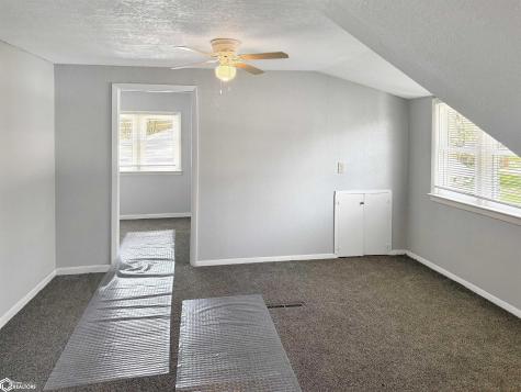 1806 Custer Street Iowa Falls IA 50126