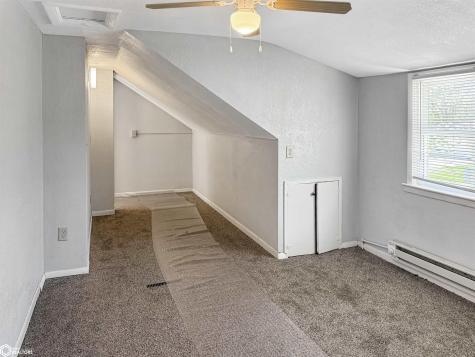 1806 Custer Street Iowa Falls IA 50126