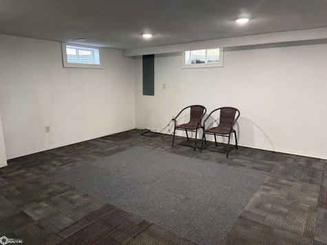 1806 Custer Street Iowa Falls IA 50126