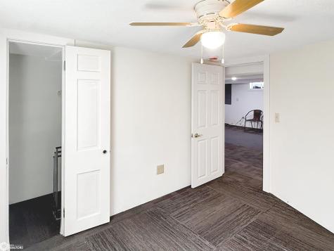 1806 Custer Street Iowa Falls IA 50126