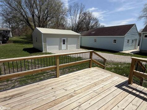 1806 Custer Street Iowa Falls IA 50126
