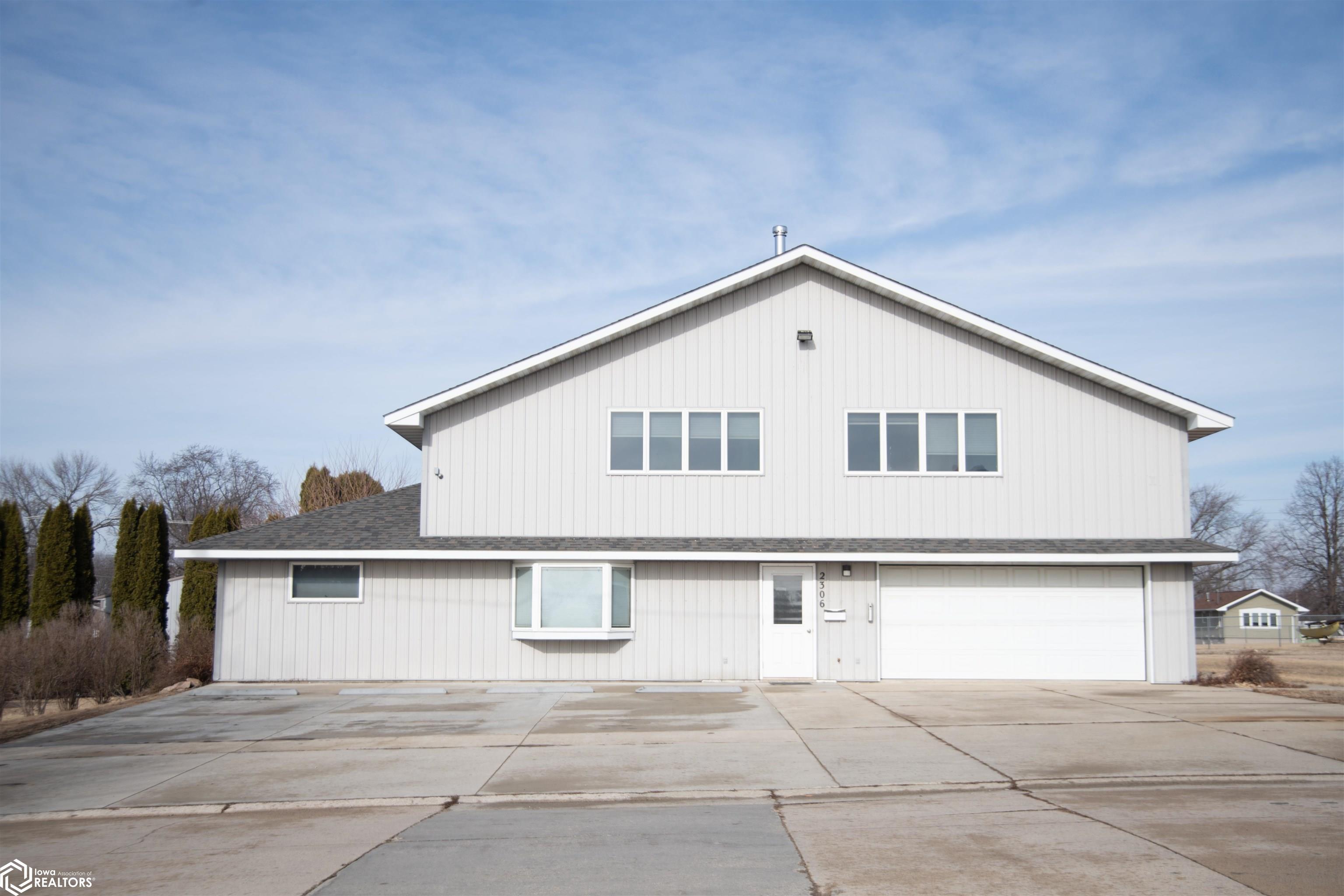 2306 3rd Avenue S Clear Lake IA 50428