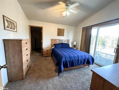 2306 3rd Avenue S Clear Lake IA 50428