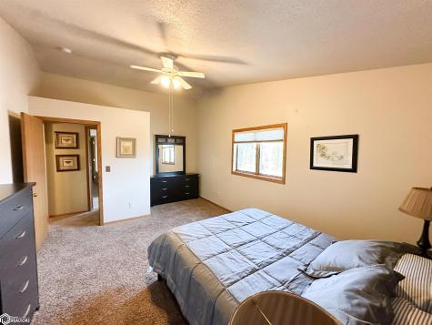 2306 3rd Avenue S Clear Lake IA 50428