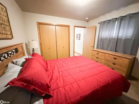 2306 3rd Avenue S Clear Lake IA 50428