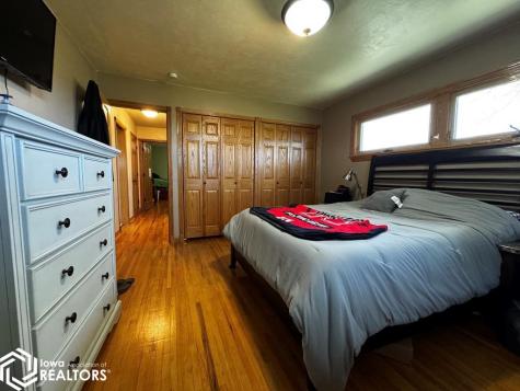 1937 290th Street Clarion IA 50525