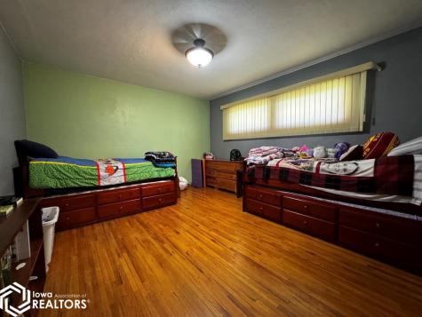 1937 290th Street Clarion IA 50525