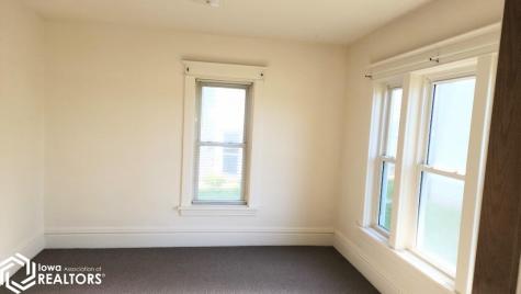 210 1st Street SW Mason City IA 50401