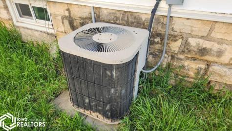 210 1st Street SW Mason City IA 50401