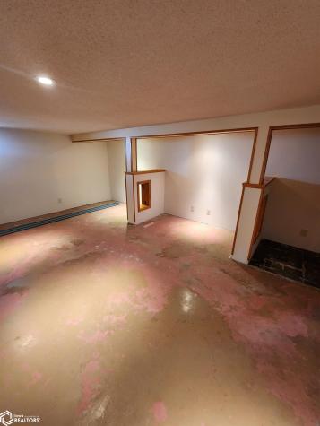 1703 E Mcgregor Street Algona IA 50511