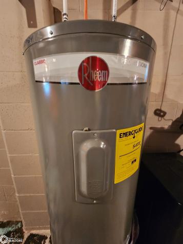 1703 E Mcgregor Street Algona IA 50511