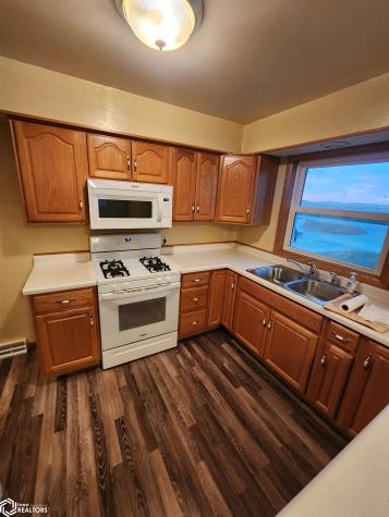 1703 E Mcgregor Street Algona IA 50511