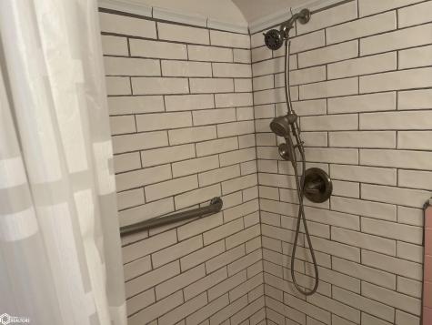 35 S Tennessee Mason City IA 50401