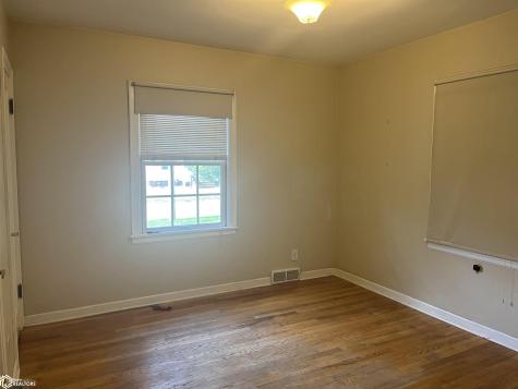 35 S Tennessee Mason City IA 50401