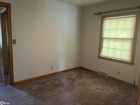 35 S Tennessee Mason City IA 50401