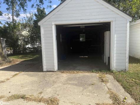 35 S Tennessee Mason City IA 50401