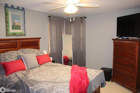 446 N Best Street Forest City IA 50436