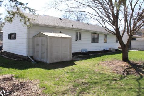 446 N Best Street Forest City IA 50436