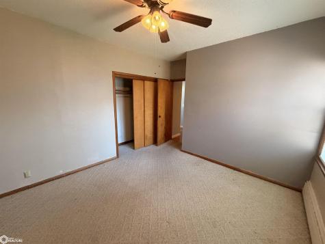 107 11th Street S Northwood IA 50459