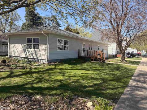 107 11th Street S Northwood IA 50459