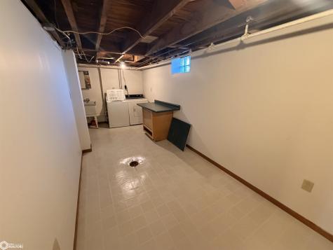 107 11th Street S Northwood IA 50459