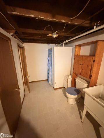 107 11th Street S Northwood IA 50459