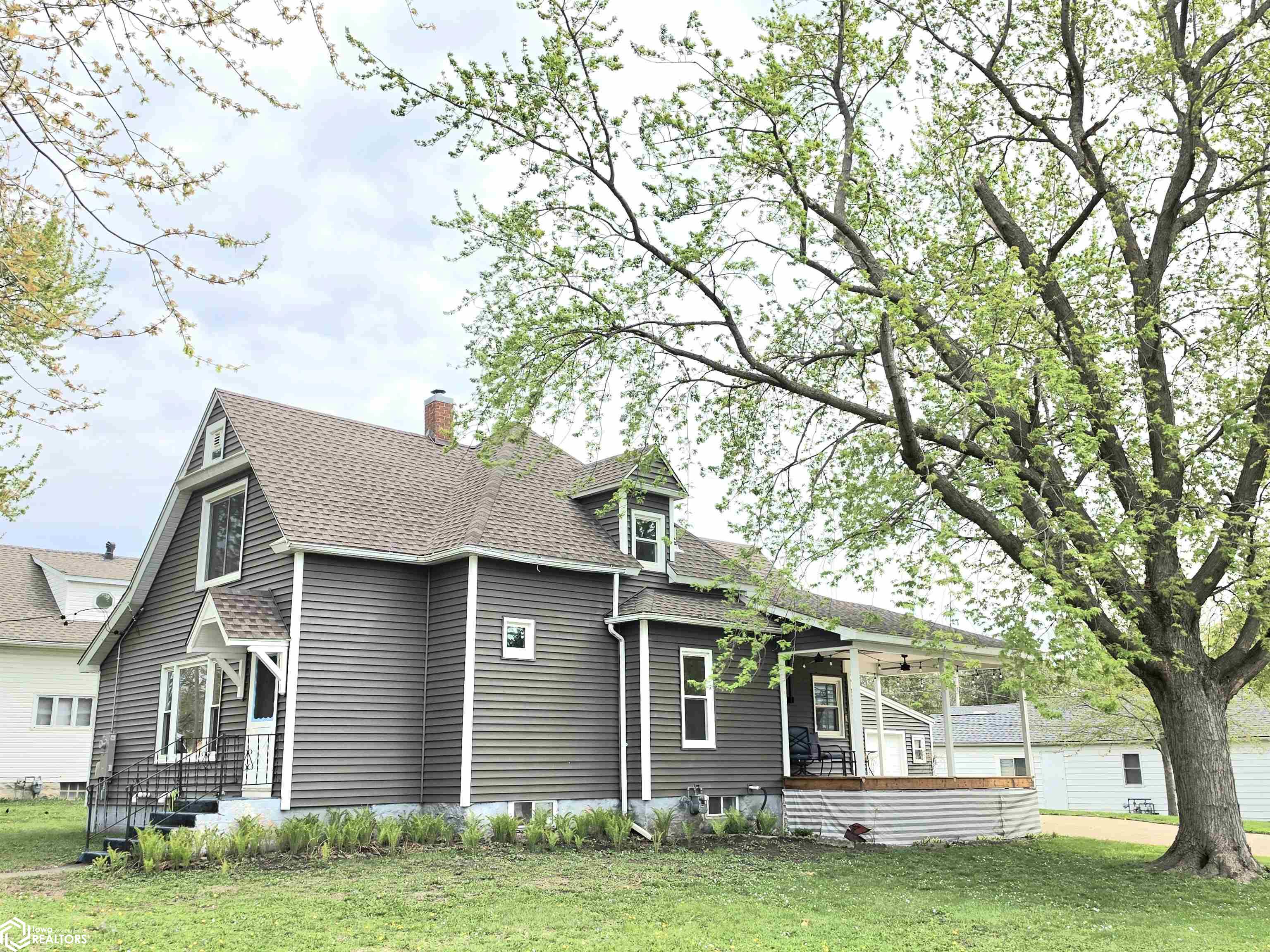 495 W 5th Street Garner IA 50438