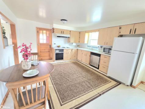 495 W 5th Street Garner IA 50438