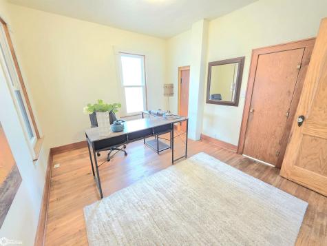 495 W 5th Street Garner IA 50438