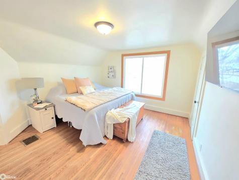 495 W 5th Street Garner IA 50438