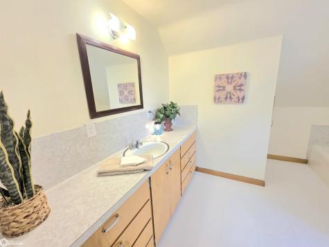 495 W 5th Street Garner IA 50438