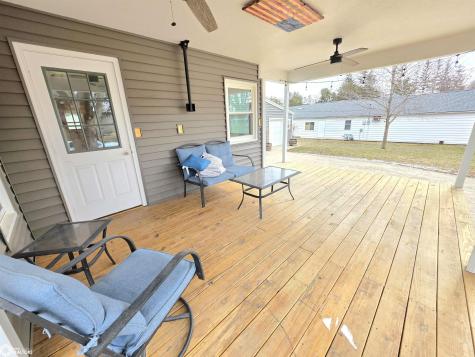 495 W 5th Street Garner IA 50438