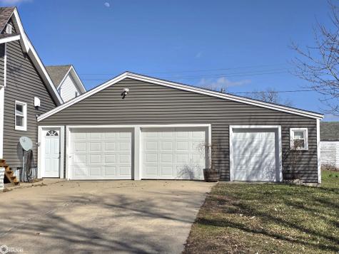 495 W 5th Street Garner IA 50438