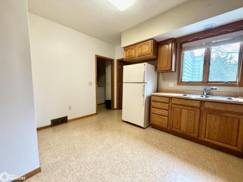 901 S 2nd Avenue Northwood IA 50459