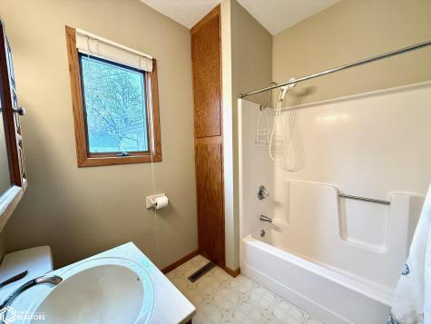 901 S 2nd Avenue Northwood IA 50459